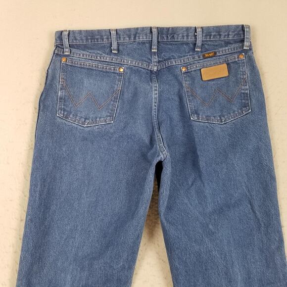Wrangler Jeans Mens 40x34 Blue Cowboy Cut Original Fit Straight Leg Denim 13MWZ - Picture 6 of 13